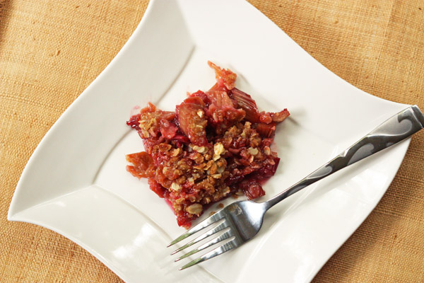 Tasty Rhubarb Crisp