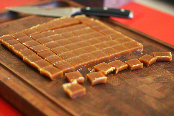 64 little caramels!