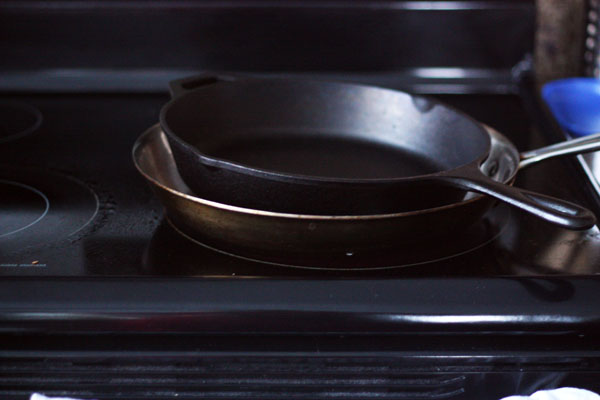 Fake quesadilla maker